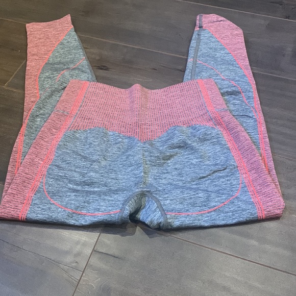 Gymshark leggings - Picture 2 of 4